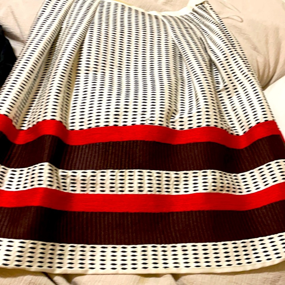 Oscar de laRenta skirt and jacket size 10 perfect condition